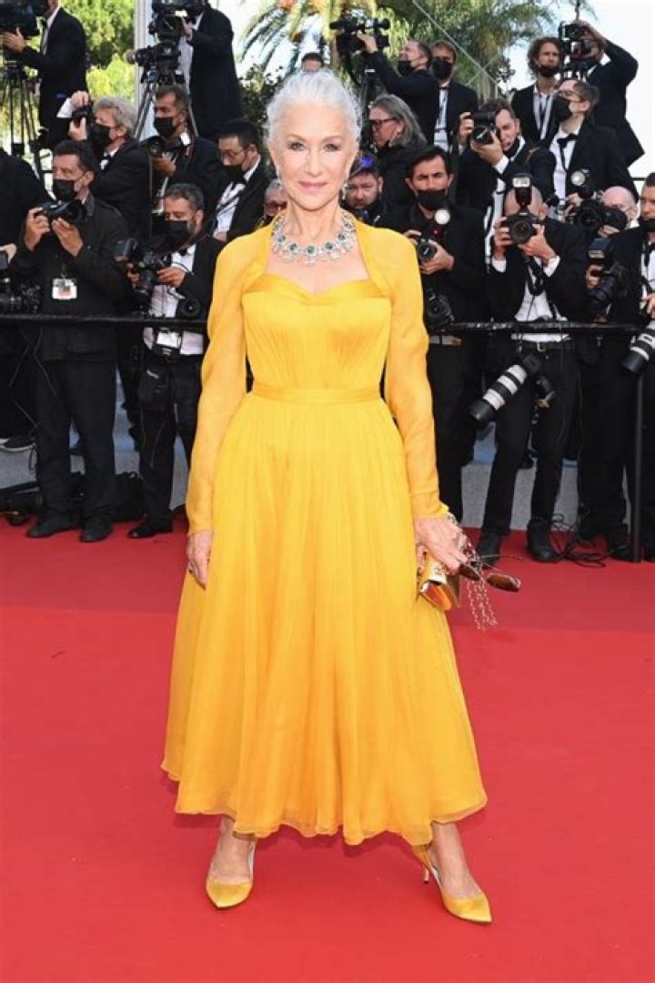 20 Retirement Age Stars With Amazing Bodies — Celebwell