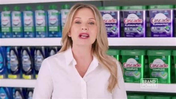 Cascade Platinum Plus Commercial Actress