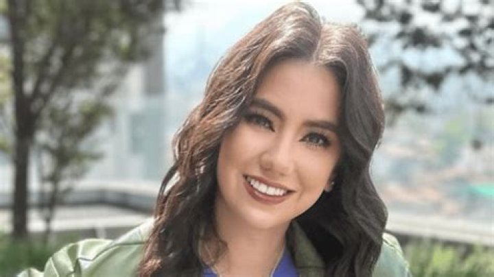 Olga Mariana in Bathing Suit Says "You are Pure Magic" — Celebwell