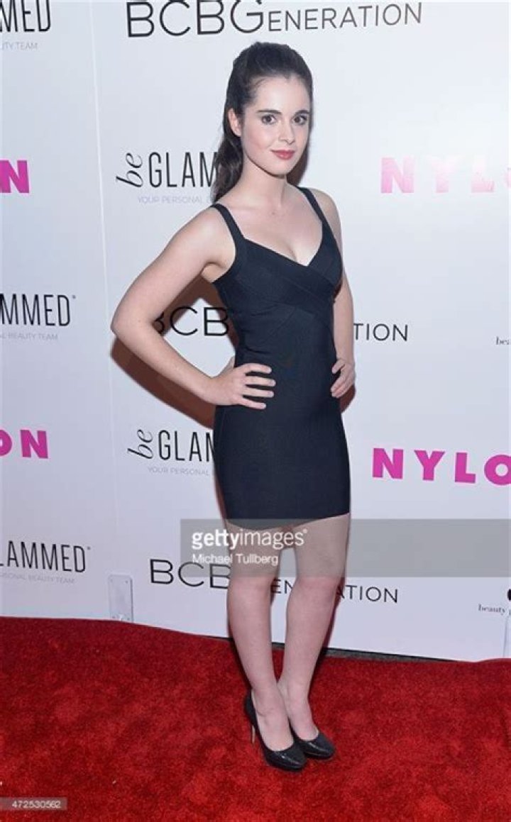 Vanessa Marano Bra Size, Age, Weight, Height, Measurements